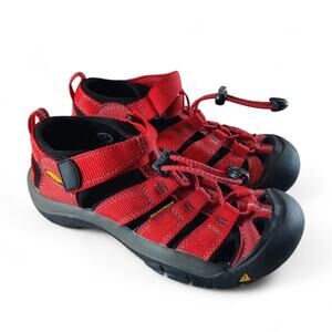 Keen Water Shoes Sandals Red Youth Size 2 * Barely Worn *